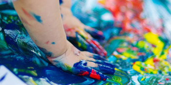 fingerpaint baby
